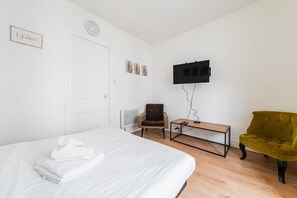 1 bedroom, iron/ironing board, WiFi, bed sheets