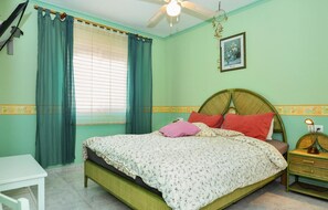 3 habitaciones, tabla de planchar con plancha y wifi gratis