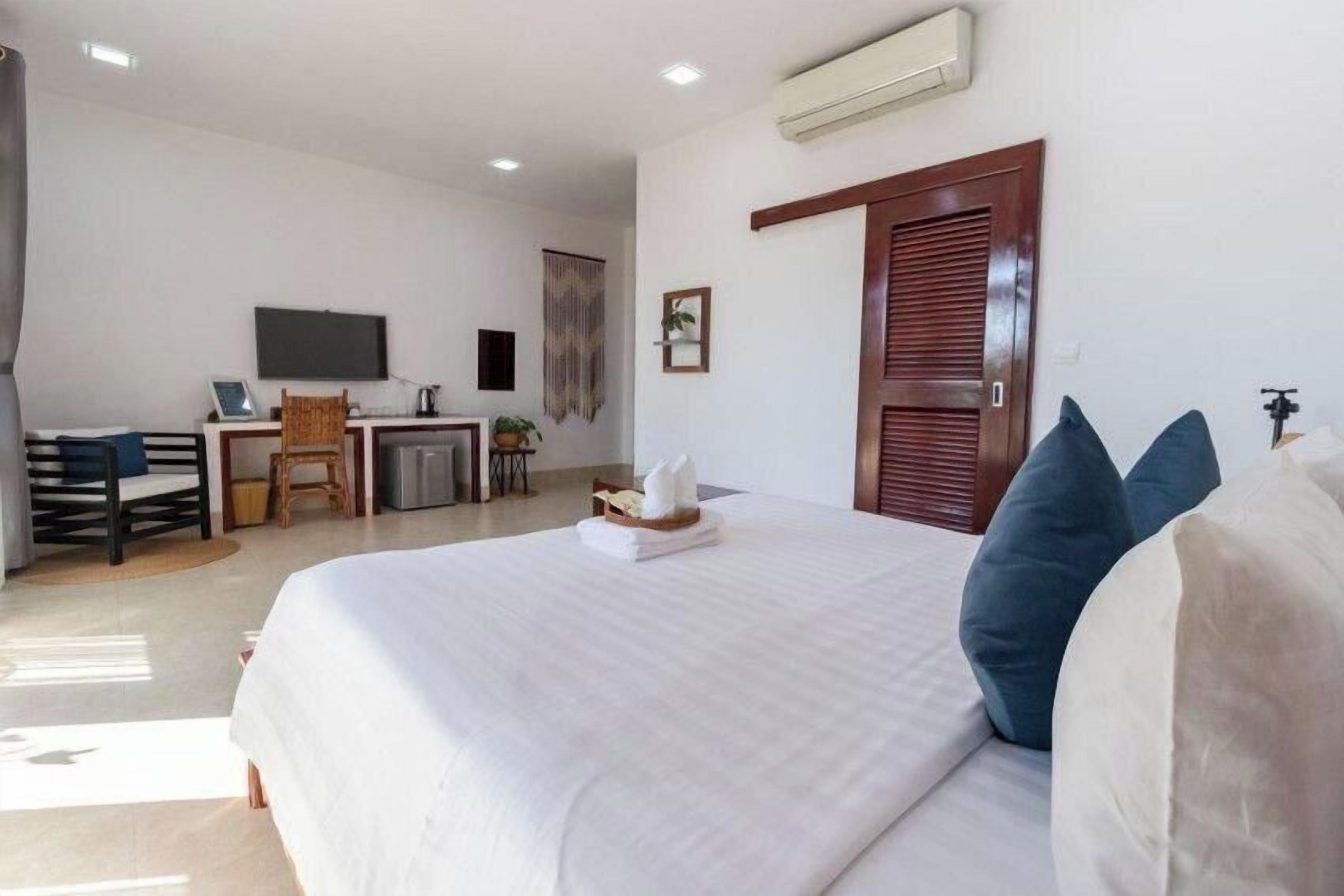 Deluxe Double with Garden View