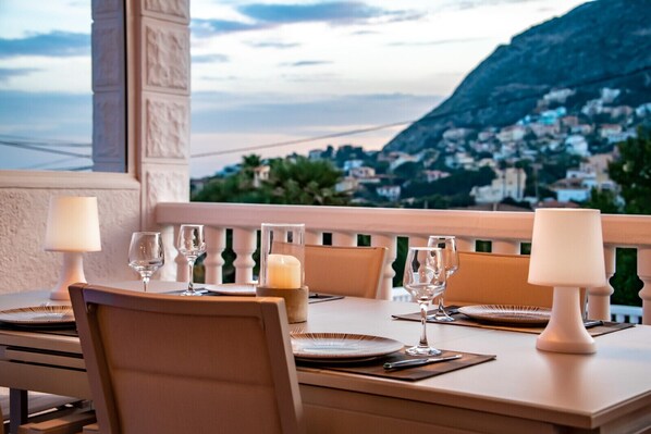 Outdoor dining - villa rental in Calpe ANNEIDA (Calpe)