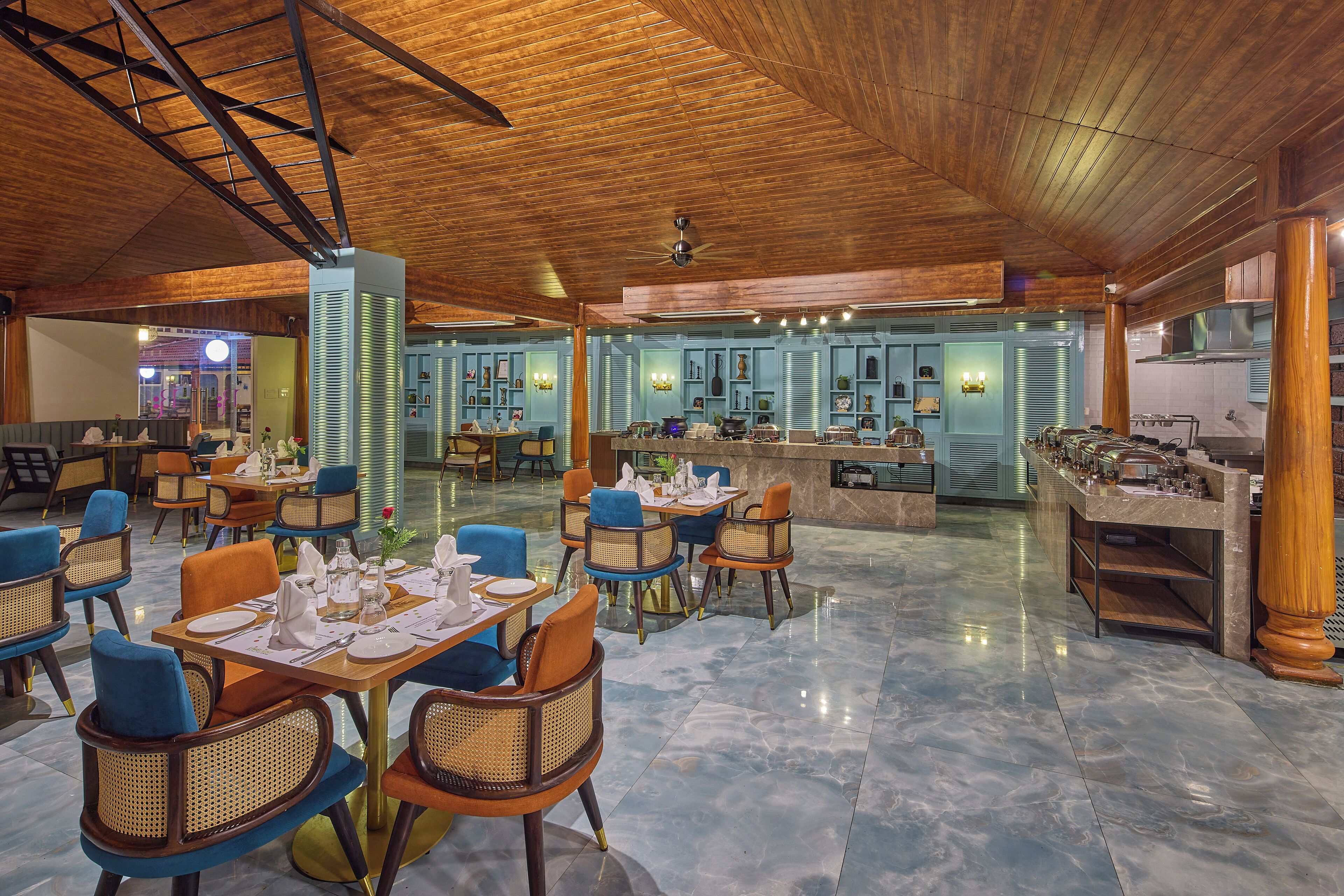 Café da manhã com buffet todos os dias mediante uma taxa