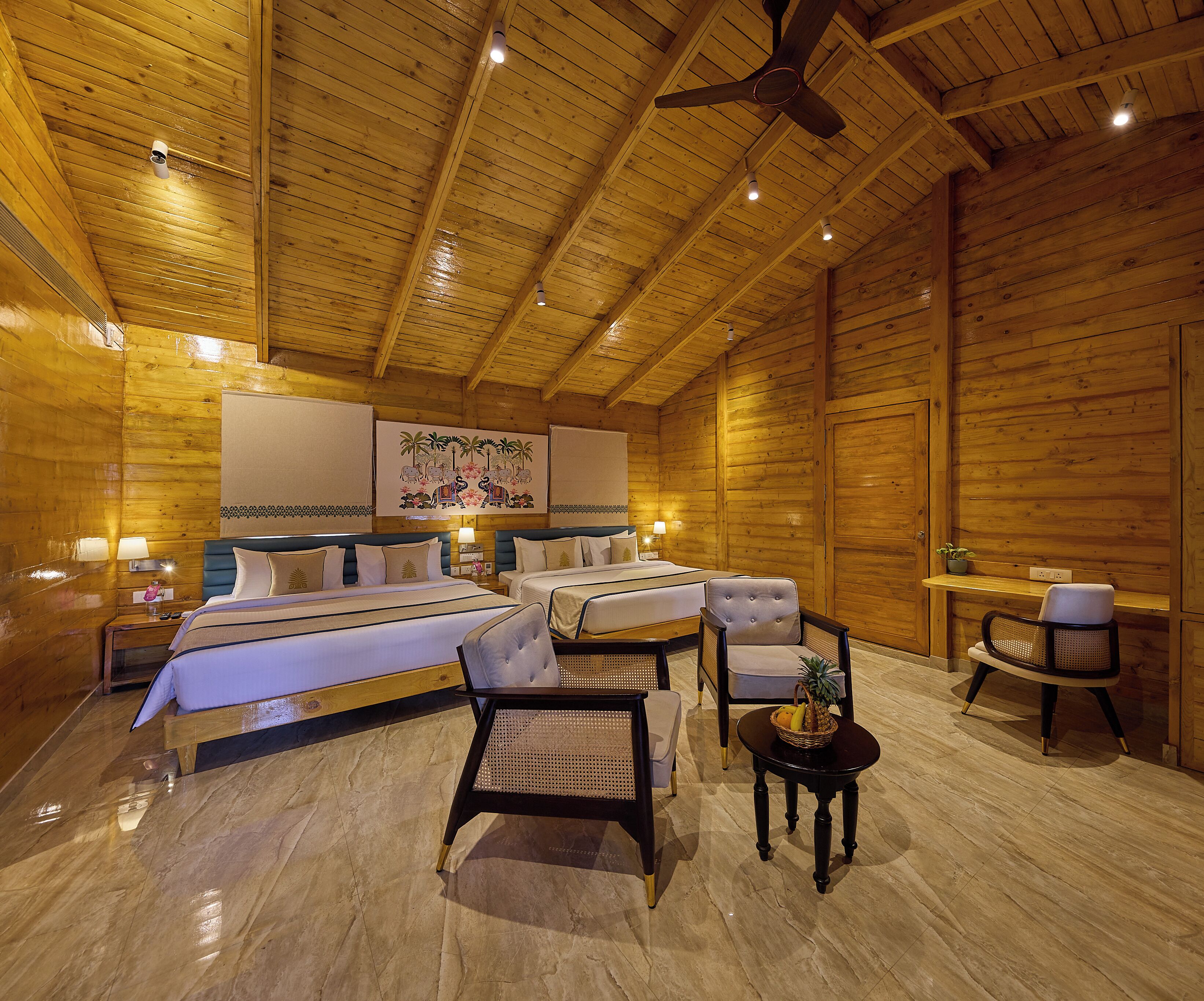 TRANQUIL SUITE | Minibar, individually furnished, desk, iron/ironing board