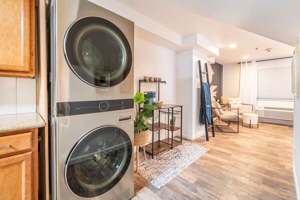 Interior - Stylish-Serene Midtown Getaway: Retreat for Two (Reno)