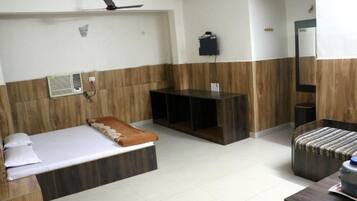 Deluxe Double Room, City View | View from room