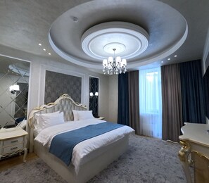 Deluxe Room | Premium bedding, minibar, in-room safe, blackout curtains - Victoria Inn Boutique Hotel (Yerevan)