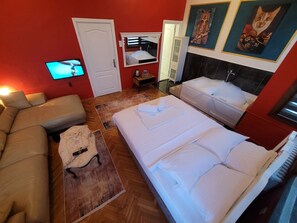 Apartamento luxo | Banheiro | Secador de cabelo, toalhas de banho