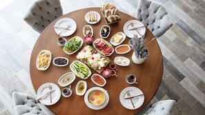 Free daily buffet breakfast - JURA HOTELS ALTINOLUK THERMAL (Edremit)