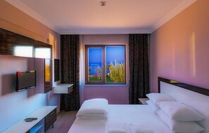 Familieleilighet | Skrivebord, wi-fi (inkludert) og sengetøy