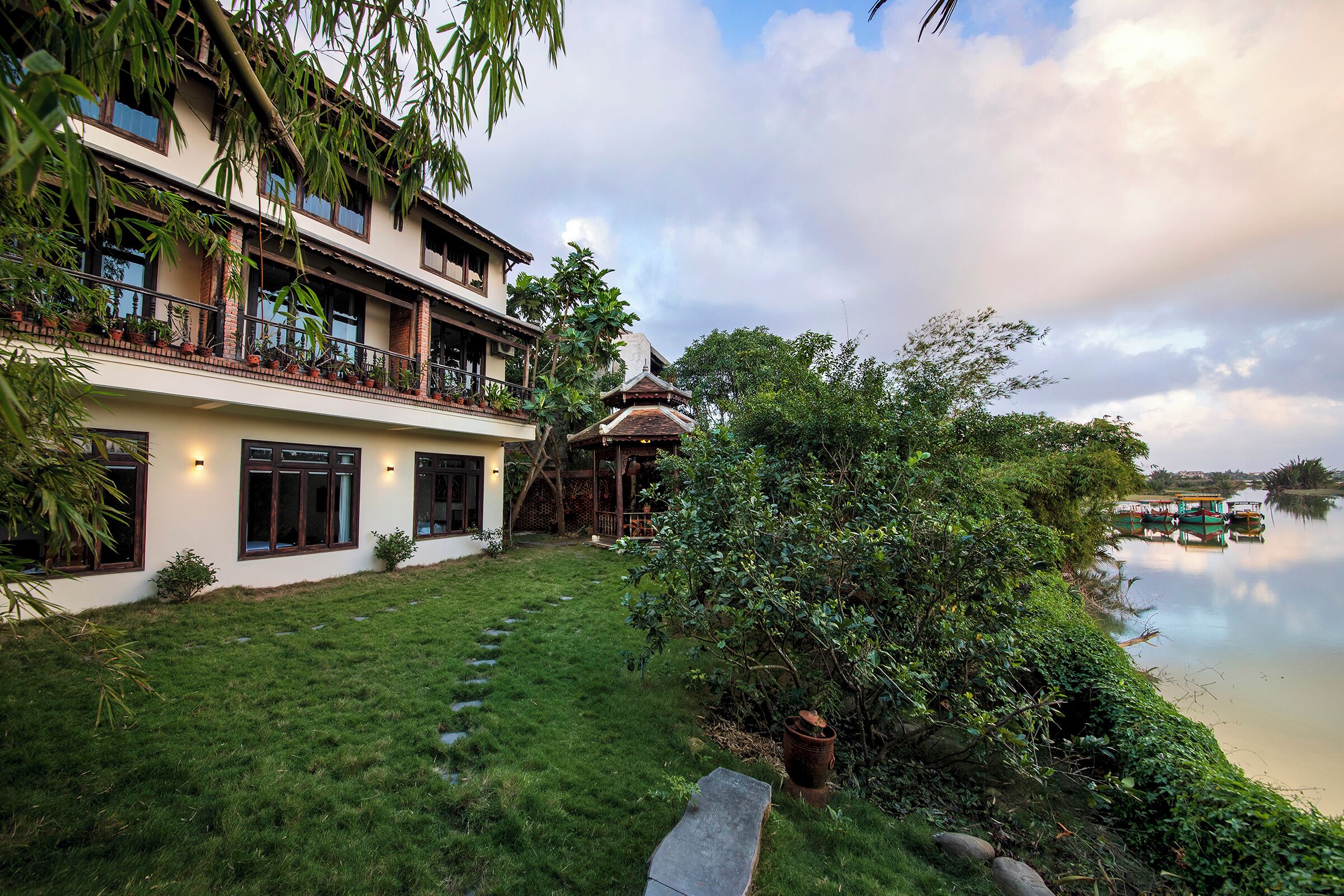 Deluxe Double Room, Garden View | Garden view