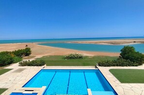 Front of property - luxury half villa sea view team (El Gouna)
