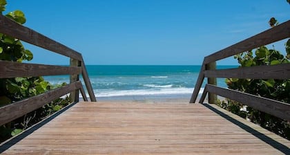 Cozy Condo with Ensuite Baths