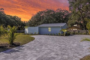 Property grounds - Gorgeous Remodeled Studio& Beautiful Outdoor Space (Merritt Island)