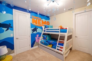 9 bedrooms, desk, iron/ironing board, travel cot