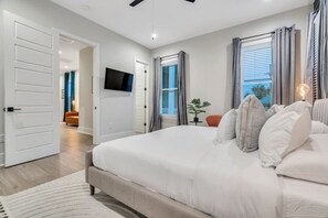 5 Schlafzimmer, Schreibtisch, Bügeleisen/Bügelbrett, kostenloses WLAN