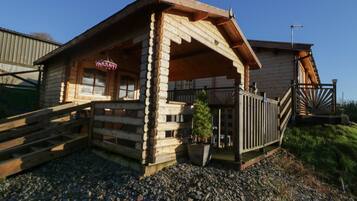 Cottage | Property grounds