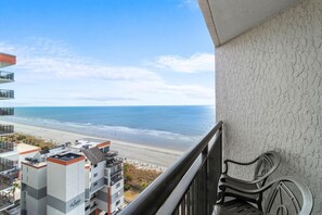 Property grounds - Newly Renovated Ocean View 2BR Condo on 14th Floor (Myrtle Beach)