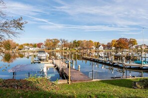 Marina - Serenity on the Cove (Dundalk)