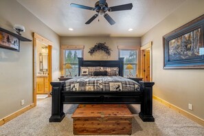 5 habitaciones, tabla de planchar con plancha, wifi y ropa de cama
