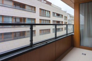 Property grounds - Niemcewicza 19 | Stylish Apartment | Balcony (Warszawa)