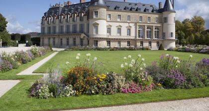 Maison Spacieuse en Centre Ville de Rambouillet à 35' Paris et 20' Versailles