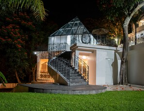 Fachada de la propiedad