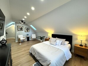 3 chambres, fer et planche à repasser, Wi-Fi gratuit, draps fournis