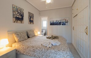 3 camere, ferro/asse da stiro, Wi-Fi gratuito