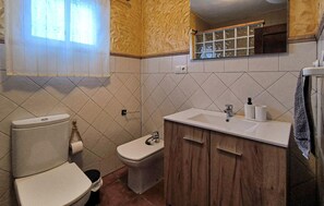 Shower - Lovely home in Almayate (Almayate)