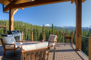 BBQ/picnic Area - 83b Lodgeside 3 Bedroom Townhouse by Moonlight Basin Lodging (Big Sky)
