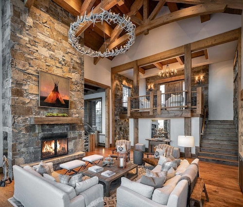 30 Spur Road 6 Bedroom Home by Moonlight Basin Lodging