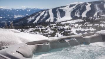 Cabin, 2 Bedrooms | Outdoor spa tub