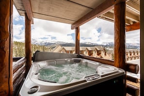 Condo, 3 Bedrooms | Outdoor spa tub - Saddle Ridge D1 3 Bedroom Condo by Moonlight Basin Lodging (Big Sky)