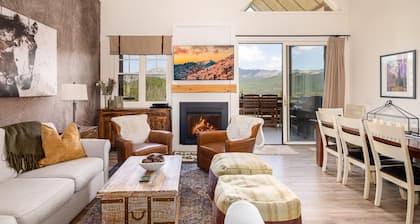 Saddle Ridge D3 3 Bedroom Condo by Moonlight Basin Lodging