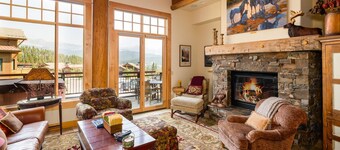 Penthouse 4 3 Bedroom Lodge by Moonlight Basin Lodging