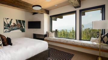 5 bedrooms, free WiFi, bed sheets