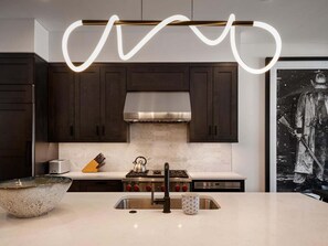 Townhome, 4 Bedrooms | Private kitchen | Coffee/tea maker