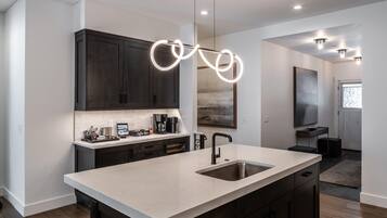 Townhome, 4 Bedrooms | Private kitchen | Coffee/tea maker