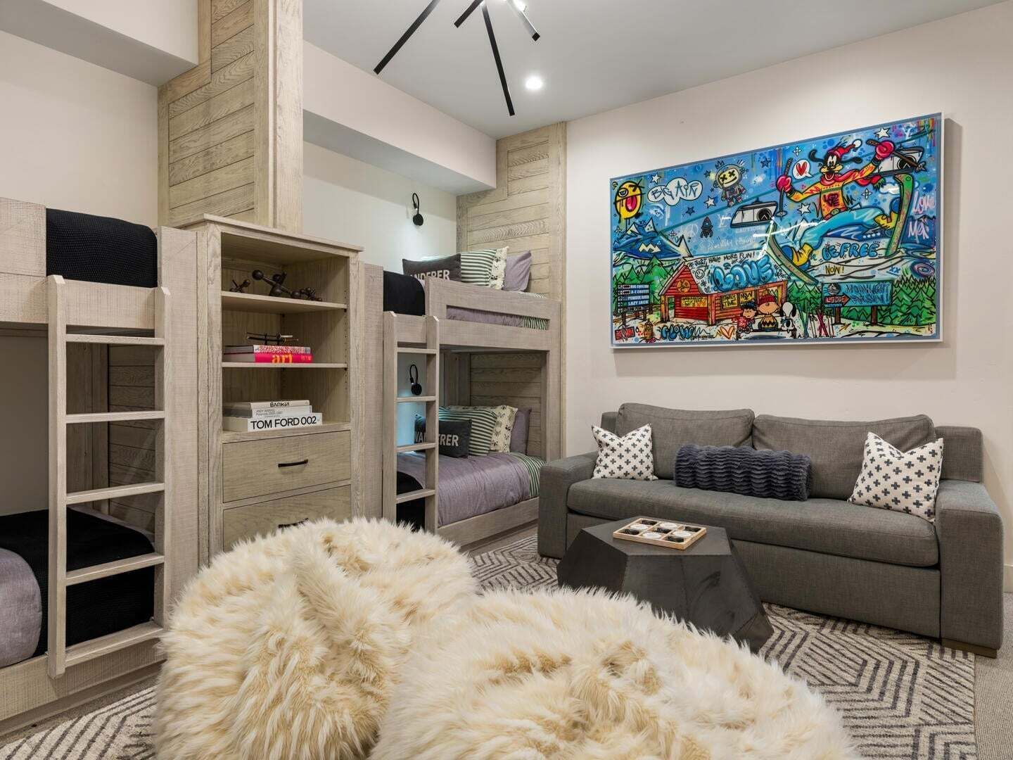 Casa de ciudad, 4 habitaciones | 4 habitaciones, wifi gratis y ropa de cama 