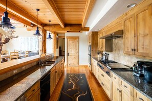 Casa de campo, 3 habitaciones | Cocina privada | Cafetera o tetera