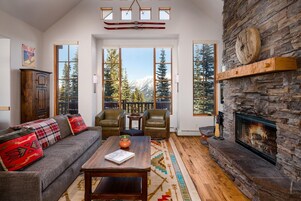 House, 4 Bedrooms | Interior