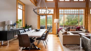 Cottage, 3 Bedrooms | View from property