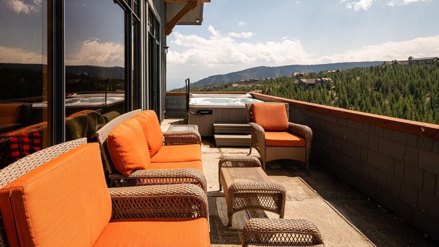 Penthouse 1 3 Bedroom Lodge by Moonlight Basin Lodging