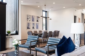 Maison en rangée, 5 chambres | Aire de séjour