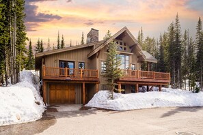 Huis, 4 slaapkamers | Exterieur