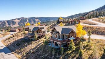 House, 4 Bedrooms | Exterior