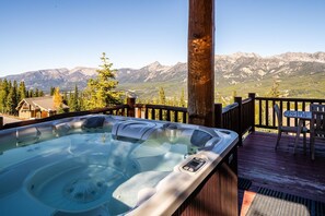 House, 4 Bedrooms | Outdoor spa tub - 3 Bandit Way 4 Bedroom Home by Moonlight Basin Lodging (Big Sky)