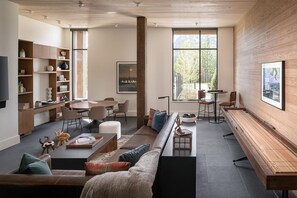 Condo, 2 Bedrooms | Living area | Streaming services