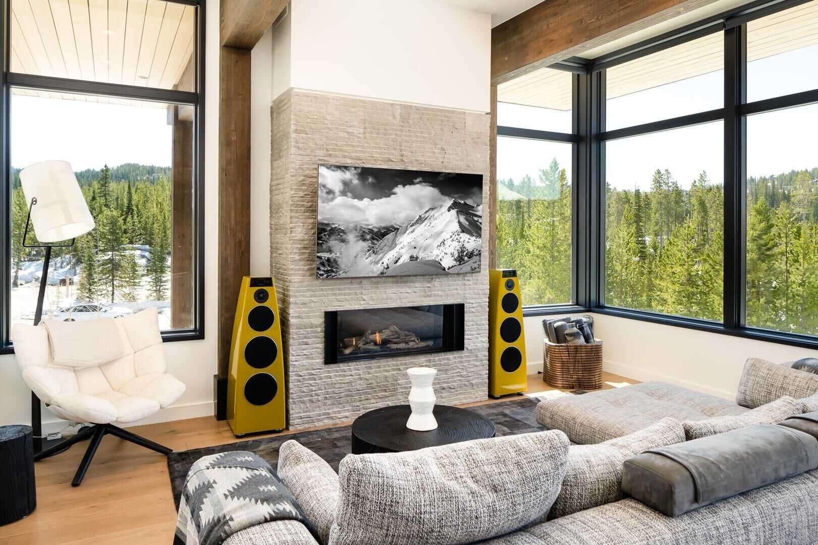 คอนโด, 3 ห้องนอน | บริเวณนั่งเล่น | บริการสตรีมมิ่ง