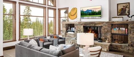 ハウス 6 ベッドルーム | リビング エリア