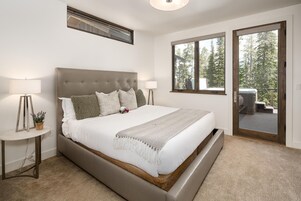 3 habitaciones, decoración personalizada y muebles diferentes 